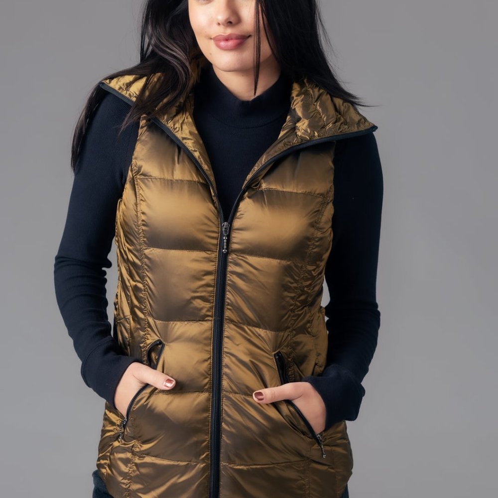 Anorak Short Metallic Down Vest in Brass - Removable Hood - Never Worn